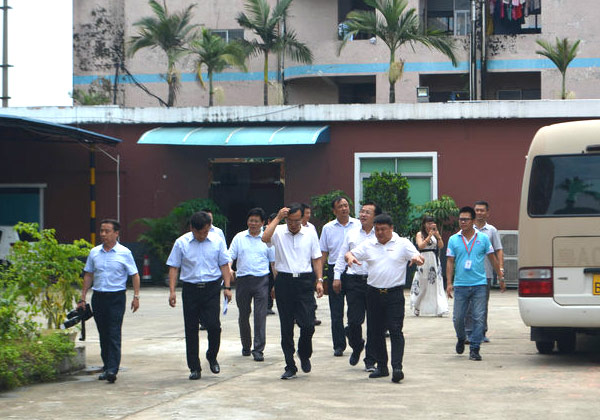 熱烈歡迎中共河南省漯河市委書記馬正躍一行蒞臨守門神科技集團(tuán)考察參觀指導(dǎo)工作